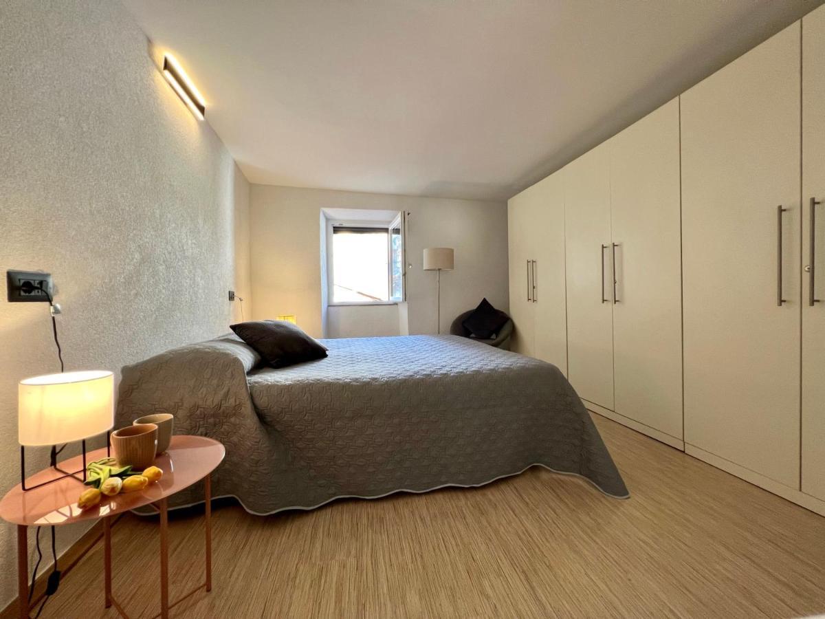 רוביני Apartment Eleni מראה חיצוני תמונה
